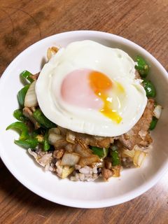 簡単豚肉のオイスター炒め丼-レシピのメイン写真