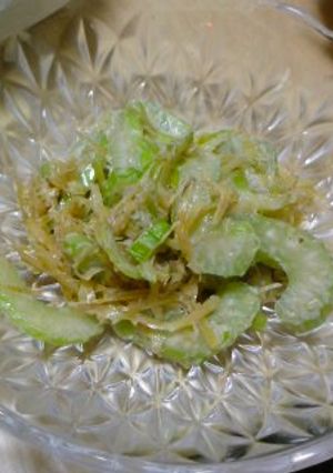 セロリとイカくんの和えサラダ♪-レシピのメイン写真