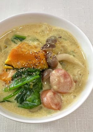 かぼちゃとほうれん草の豆乳煮-レシピのメイン写真