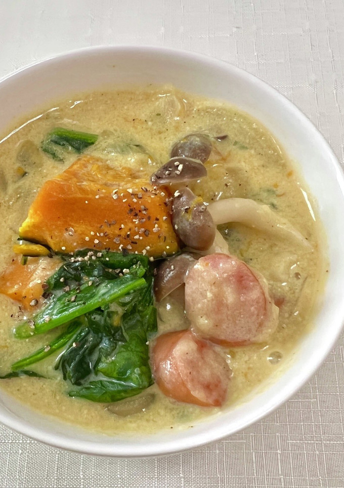 かぼちゃとほうれん草の豆乳煮-レシピのメイン写真