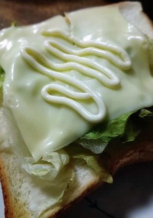 レタスとチーズのトースト-レシピのメイン写真