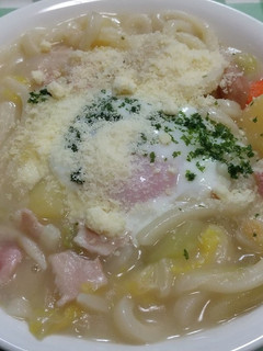 クリームシチューのリメイクカルボうどん-レシピのメイン写真