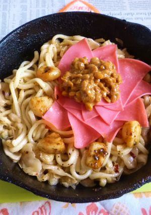 ビアソ納豆＋焼きにんにくの焼きうどん-レシピのメイン写真