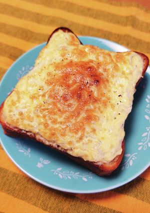 【備忘録】しらすマヨたまチーズトースト-レシピのメイン写真