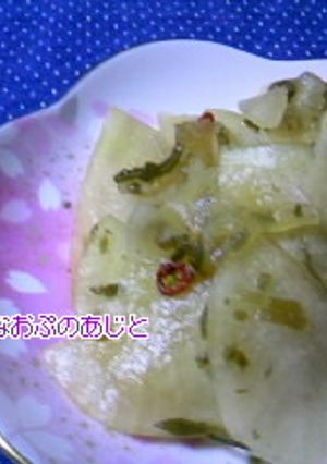 一晩経つのが待ち遠しい^m^大根甘酢漬け-レシピのメイン写真