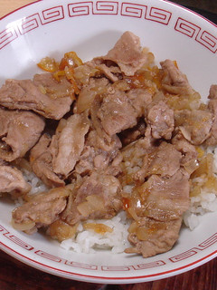 オレンジマーマレードソースが新鮮!豚丼-レシピのメイン写真