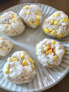 粉末だしとコーンの旨味おにぎり-レシピのメイン写真