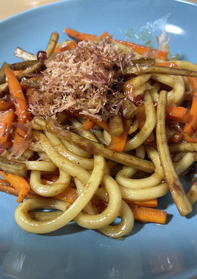 簡単節約レシピ★きんぴら風焼きうどん-レシピのメイン写真