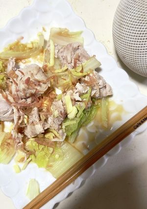 簡単！豚しゃぶのチーズとかつお節のせ♪-レシピのメイン写真