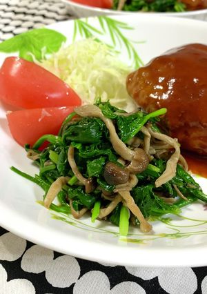 カルダモン香る♪ほうれん草とじめじソテー-レシピのメイン写真