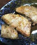 ワラサ の 生姜・ニンニク醤油 焼き