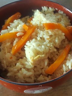 にんじんと粉末だしの炊き込みご飯-レシピのメイン写真