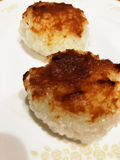 簡単 〜味噌で焼きおにぎり〜-レシピのメイン写真