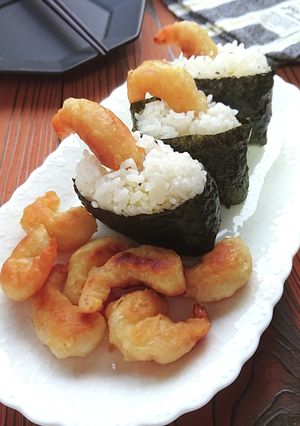 業務スーパーのえびフリッターで時短天むす-レシピのメイン写真