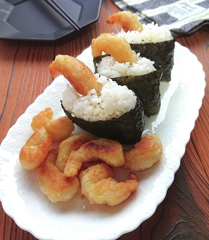 業務スーパーのえびフリッターで時短天むす-レシピのメイン写真
