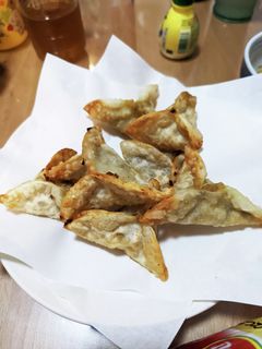 餃子の餡と皮リメイク!サモサ-レシピのメイン写真