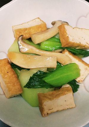 チンゲン菜エリンギ厚揚げのバター醤油炒め-レシピのメイン写真