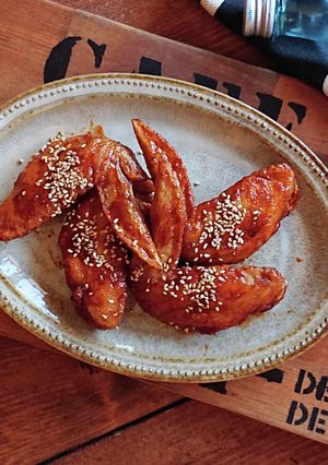 おうち居酒屋★手羽先揚げ焼き肉タレまみれ-レシピのメイン写真