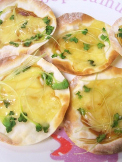 餃子の皮で簡単おつまみ ~チーズ焼き~ -レシピのメイン写真