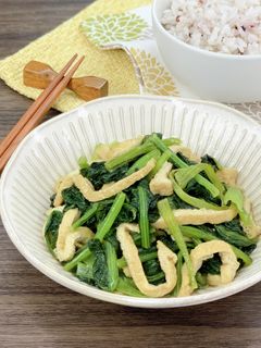 小松菜と油揚げの煮物*食材2つの簡単副菜-レシピのメイン写真