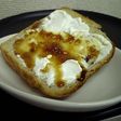 カッテージチーズトースト