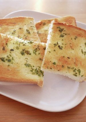 食パンガーリックトースト-レシピのメイン写真