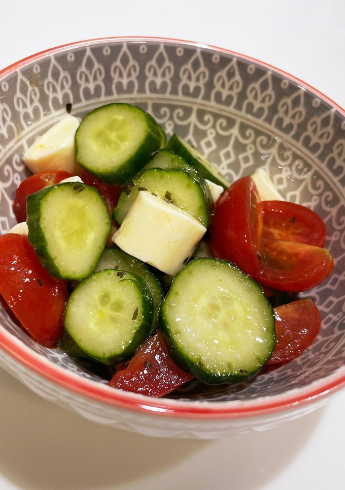 簡単きゅうりとプチトマトとチーズのサラダ-レシピのメイン写真