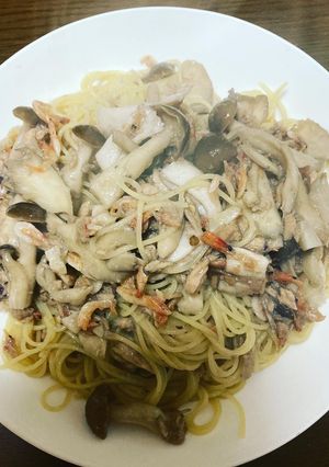 ヤリイカと桜エビとキノコのツナパスタ-レシピのメイン写真