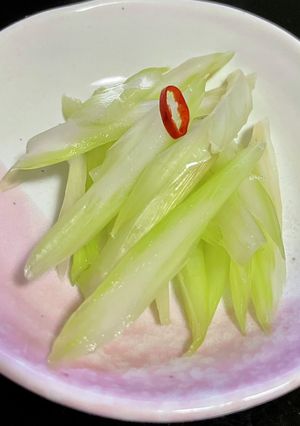 セロリのピリ辛浅漬け(*ˊ˘ˋ*)-レシピのメイン写真