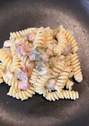 簡単絶品★マッシュルームのクリームパスタ-レシピのメイン写真