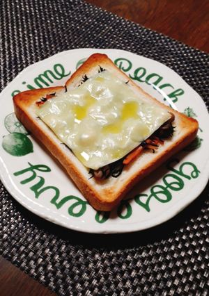 ひじき煮チーズトースト-レシピのメイン写真
