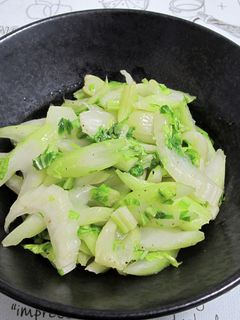 セロリの炒め物-レシピのメイン写真