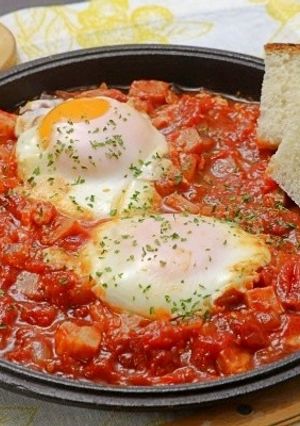 目玉焼きがとろ～り♡簡単シャクシュカ-レシピのメイン写真