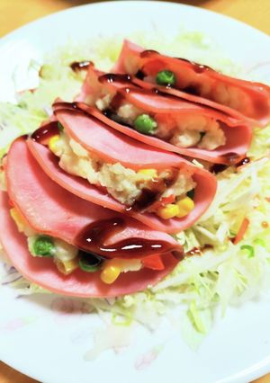 #子供も大好きな♡味ハムポテ餃子風サラダ-レシピのメイン写真