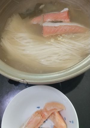 味噌汁で鮭を茹でてそうめん味噌汁-レシピのメイン写真