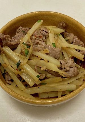 牛肉とじゃがいもの焼肉ザ・パンチ炒め-レシピのメイン写真
