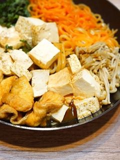 肉なし節約!たっぷり野菜のすき焼き鍋-レシピのメイン写真