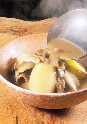 冬レシピ　里芋でおいしい！酒かす味噌芋煮-レシピのメイン写真