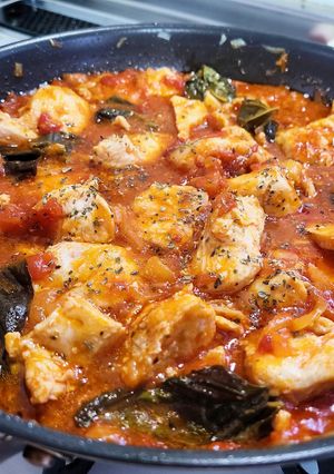 塩麹に漬けてしっとりチキンのトマト煮込み-レシピのメイン写真