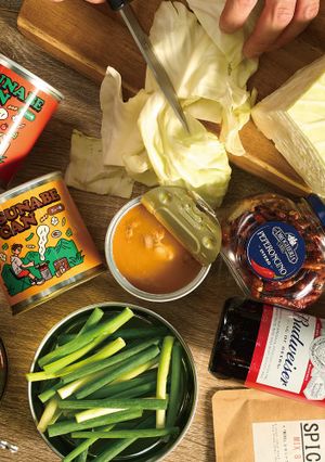 もつ鍋の缶詰で簡単牛もつ鍋♪カレー味編-レシピのメイン写真