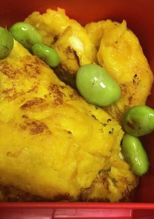 かぼちゃポタージュ味のオムレツ-レシピのメイン写真