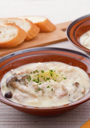 ボウル一つで！豚バラときのこのクリーム煮-レシピのメイン写真