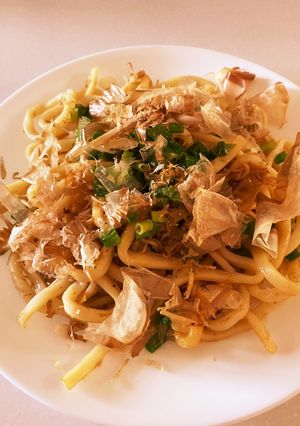 【5分レシピ】しらすとネギの焼きうどん-レシピのメイン写真