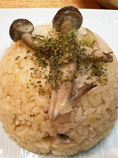 炊飯器で、しめじ ガーリックバターライス-レシピのメイン写真