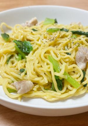 小松菜と鶏肉のレモンそば-レシピのメイン写真