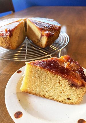 スパイス香る柿のアップダウンケーキ-レシピのメイン写真