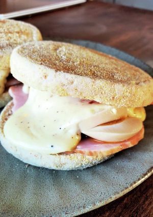 味付け玉子とハムチーズのマフィン-レシピのメイン写真
