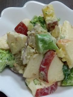 さつまいもとりんごのDeli風サラダ-レシピのメイン写真