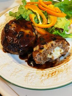 Wチーズインハンバーグ-レシピのメイン写真