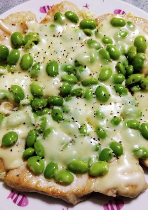 鶏むね肉と枝豆のチーズ焼き-レシピのメイン写真